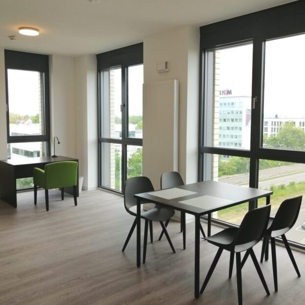 Doppelapartment: Wohnzimmer